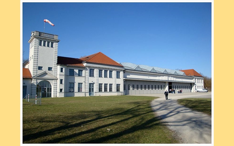 Flugwerft von Sden, Hallenteil und ehem. Kommandantur, 2012