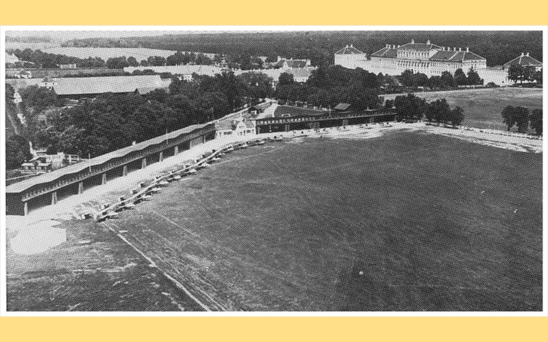 Holzhallen und Otto-Doppeldecker, Mai 1913